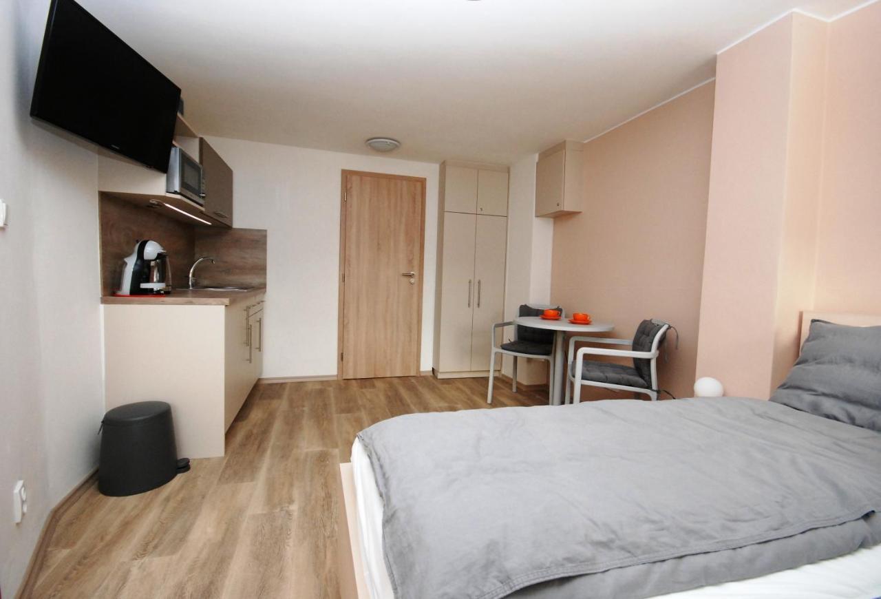 Apartman Mh Břeclav エクステリア 写真
