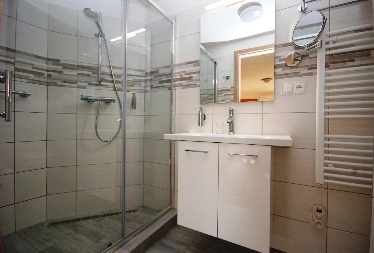 Apartman Mh Břeclav エクステリア 写真